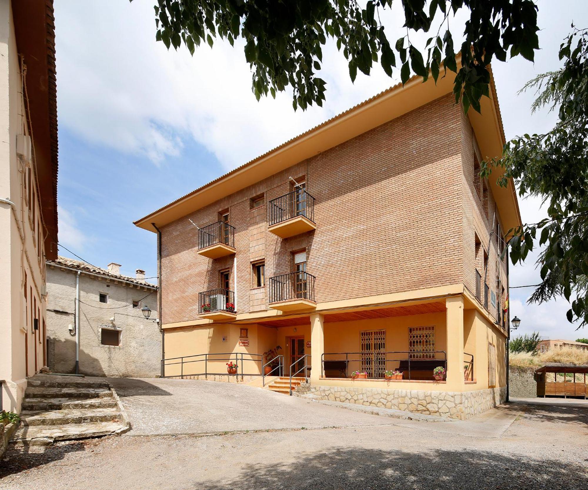 Albergue Sierra De Arbe Naval المظهر الخارجي الصورة